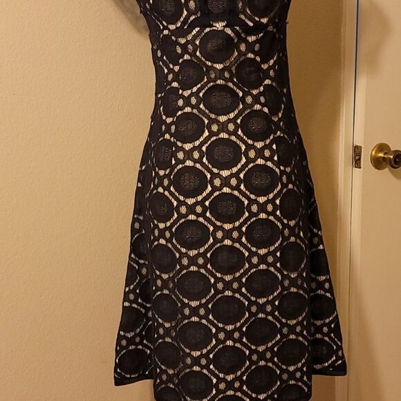 Phoebe couture dress size 4 - Picture 5 of 12